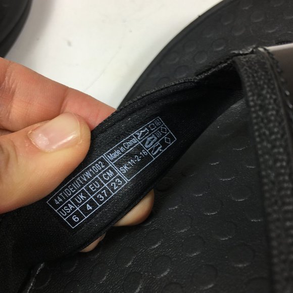 X SOLD X Vionic Womens Orthotic Flip Flops - Picture 8 of 8